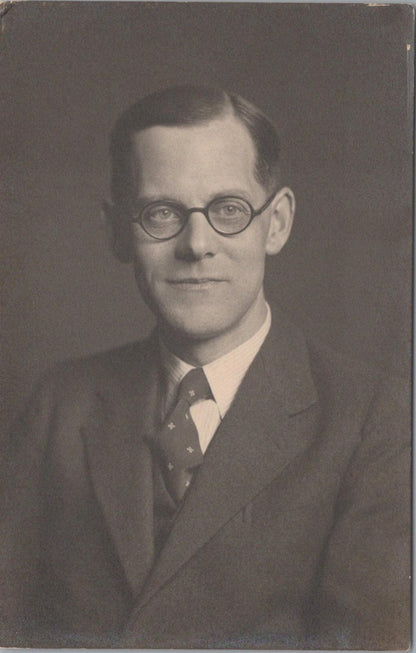 Religion Postcard-Norman Goodall, 1930's Congretional Minister, New Barnet XT154