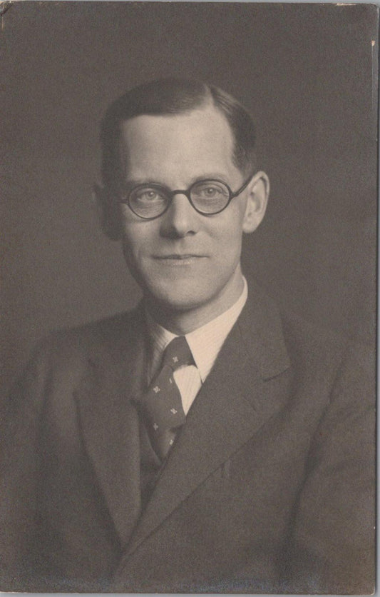 Religion Postcard-Norman Goodall, 1930's Congretional Minister, New Barnet XT154