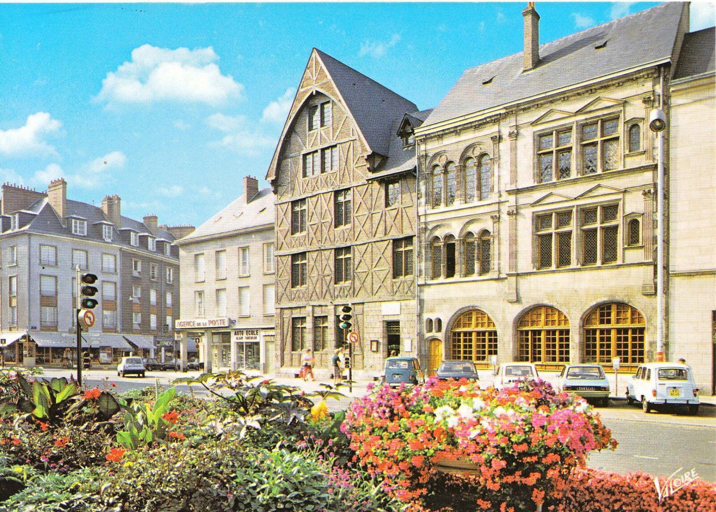 France Postcard - Les Merveilles Du Val De Loire, La Maison De Jeanne  SM291