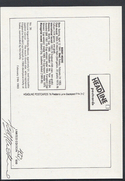Headline Postcard - Sports - Football - Bobby Moore - Death of Our Hero  RR2503