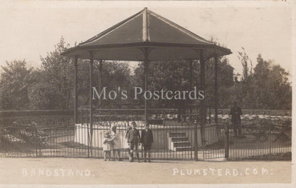 London Postcard - Children at The Bandstand, Plumstead Common  XT107