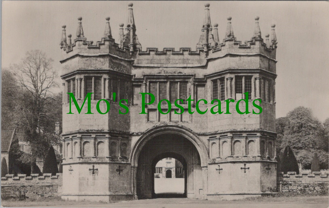 Cornwall Postcard - The Gatehouse, Lanhydrock House   SW11915