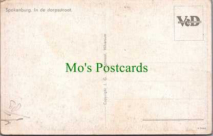 Netherlands Postcard - Spakenburg, In De Dorpsstraat SW12723