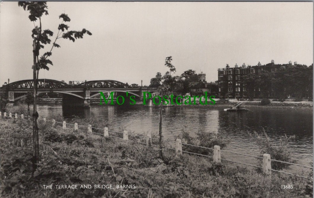 London Postcard - The Terrace and Bridge, Barnes, Richmond upon Thames SW11162