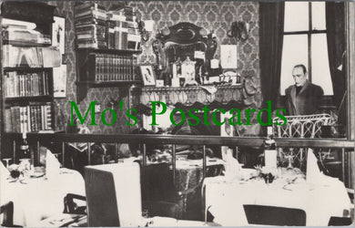 London Postcard - The Sherlock Holmes, Northumberland Street SW12389