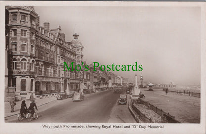 Dorset Postcard - Weymouth Promenade, Showing Royal Hotel DC2514