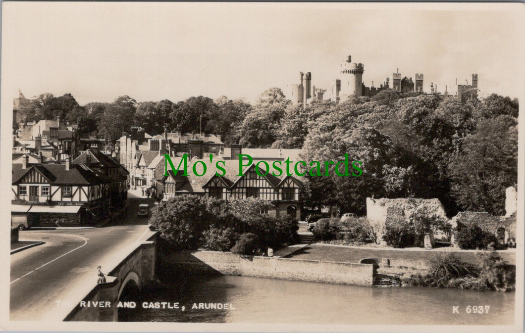 Sussex Postcard - Arundel River and Castle  SW12996
