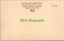 Load image into Gallery viewer, Berkshire Postcard - Windsor Castle, Henry VIII Gateway   SW13562

