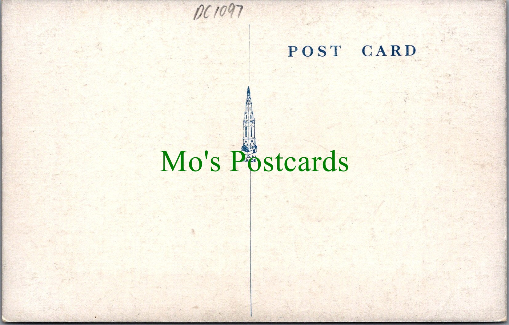 Warwickshire Postcard - Stratford Upon Avon Church, The Chancel DC1097