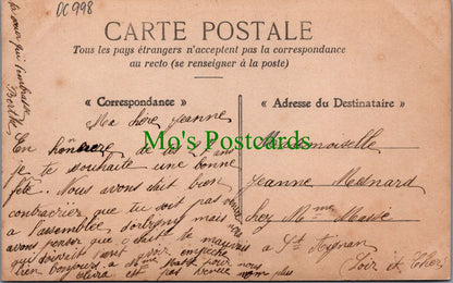 France Postcard - French Romantic Couple DC998