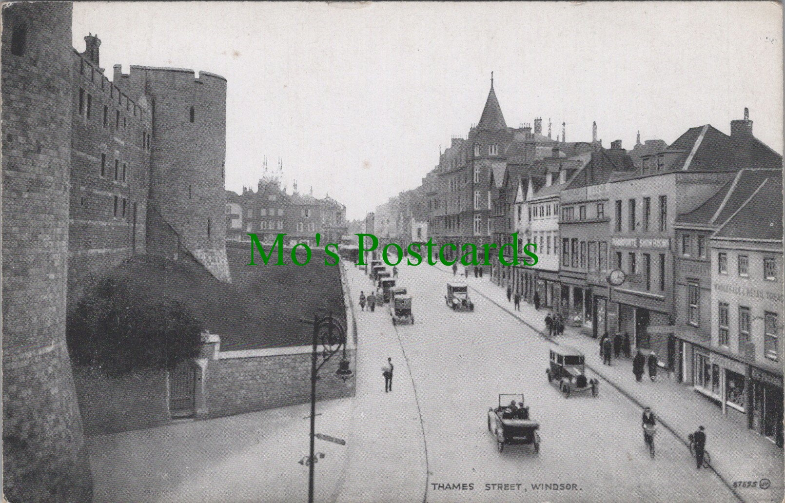 Berkshire Postcard - Windsor, Thames Street   DC1640