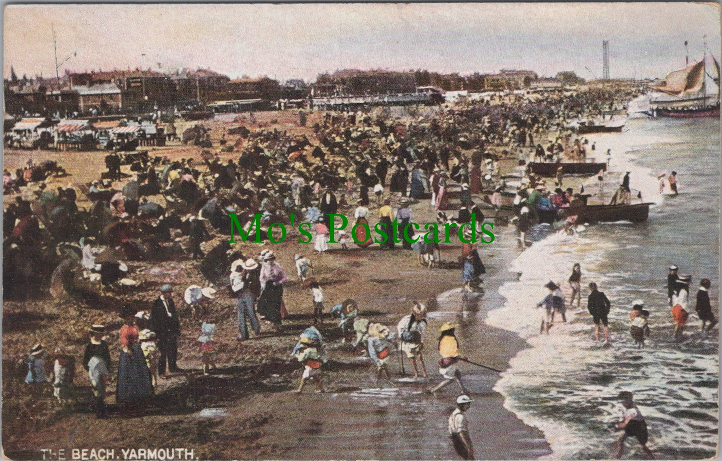 Norfolk Postcard - The Beach, Great Yarmouth   DC1538