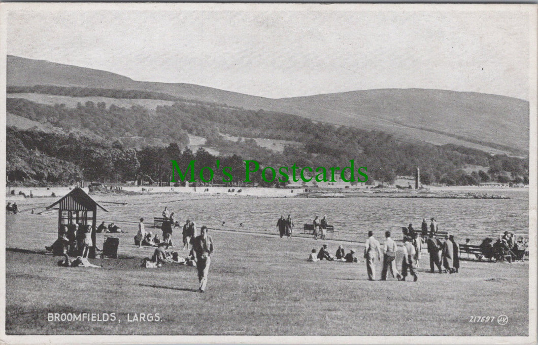Scotland Postcard - Broomfields, Largs DC1499
