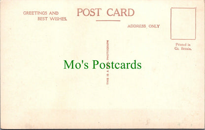 Yorkshire Postcard - Robin Hood's Bay, The Laurel Inn  SW12419