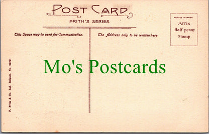 Cornwall Postcard - Bedruthen Steps, "Queen Bess"   SW11068