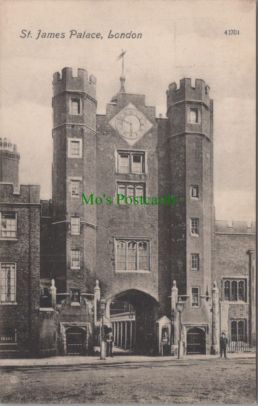 London Postcard - St James Palace   DC854