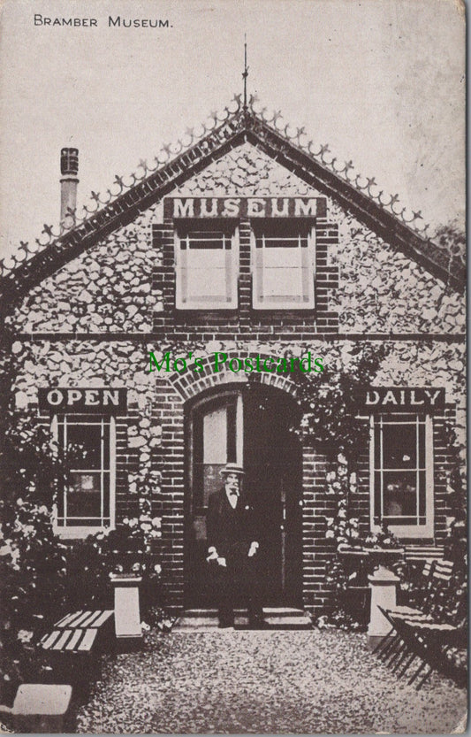 Sussex Postcard - Bramber Museum  DC869