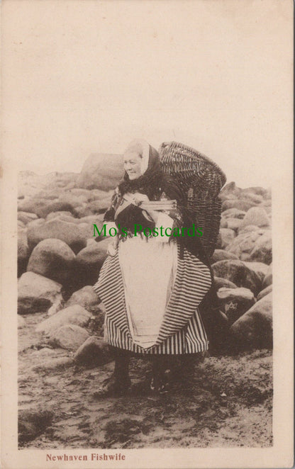 Sussex Postcard - Newhaven Fishwife  SW11228