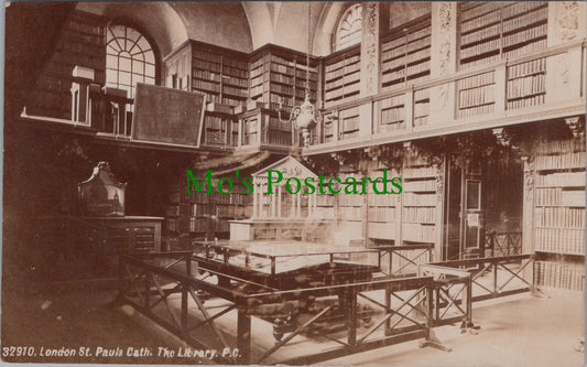 London Postcard - St Paul's Cathedral, The Library  SW11283