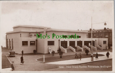 Yorkshire Postcard - Bridlington, New Grand Pavilion Promenade  SW11309