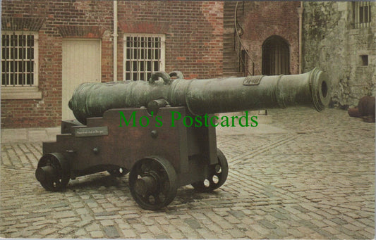 Hampshire Postcard - Southsea Castle, 24 Pounder Bronze Gun SW11594