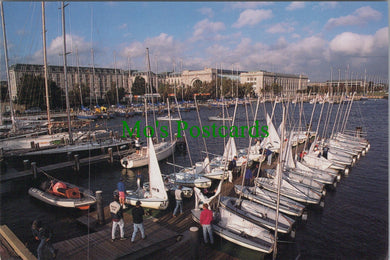 America Postcard - Robert Crown Sailing Center, Annapolis SW12235