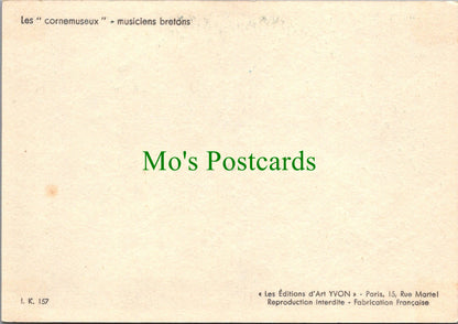 France Postcard - Les "Cornemuseux" Musiciens Bretons SW12177