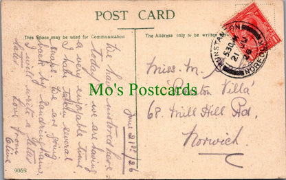 Norfolk Postcard - Hunstanton Promenade and Shelters  SW12975