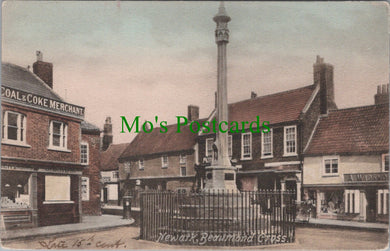 Nottinghamshire Postcard - Newark, Beaumond Cross    SW13342