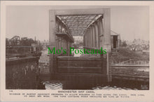 Load image into Gallery viewer, Lancashire Postcard - Manchester Ship Canal, Barton Aqueduct  SW13344
