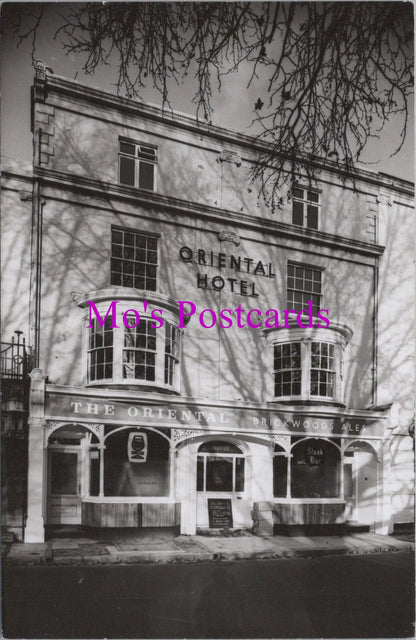 Hampshire Postcard - The Oriental Hotel, Queen's Terrace, Southampton SW14507