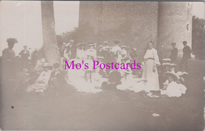Somerset Postcard - People at King Alfred's Tower, Stourhead  HM655