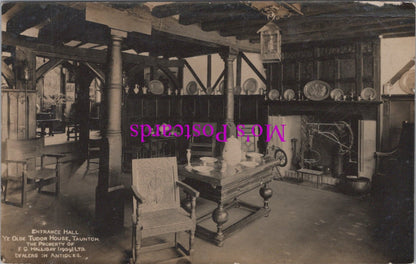 Somerset Postcard - Taunton, Ye Olde Tudor House  HM664