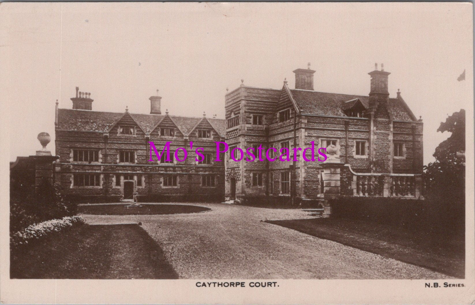 Lincolnshire Postcard - Caythorpe Court  HM684