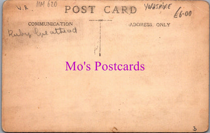 Yorkshire Postcard - Woodlands Convalescent Home, Rawdon  HM620