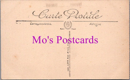 France Postcard - Port-En-Bessin, Les Quais    SW14775