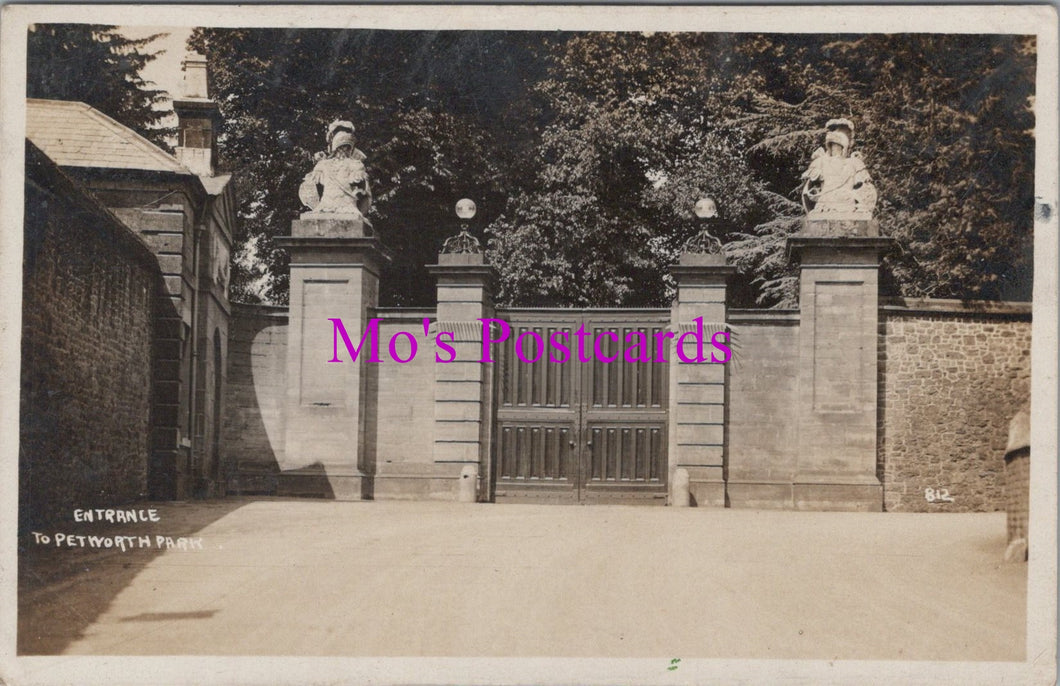 Sussex Postcard - Entrance To Petworth Park   DZ112