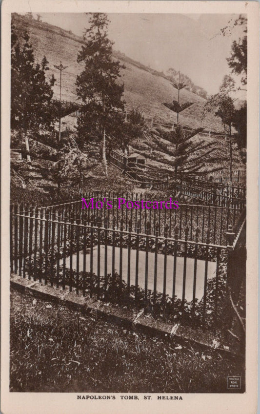 St Helena Island Postcard - Napoleon's Tomb  DZ262