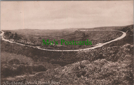 Surrey Postcard - Hindhead, Devil's Punch Bowl  SW13764