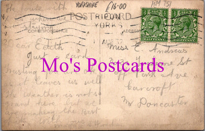 Yorkshire Postcard - Skelton Village  HM751