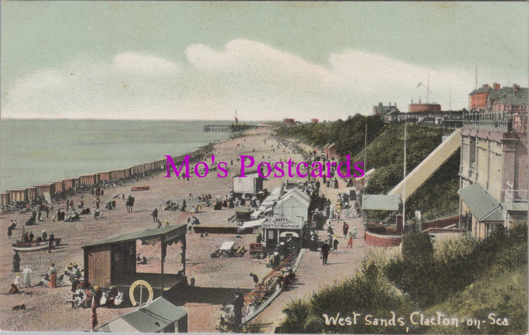 Essex Postcard - West Sands, Clacton On Sea  DZ193