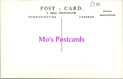Shipping Postcard - R.M.S."Queen Mary" Ocean Liner. R Deck Cocktail Bar  SW14938