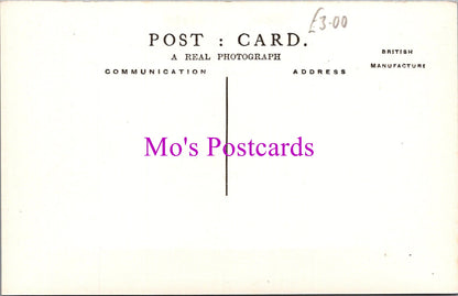 Shipping Postcard - R.M.S."Queen Mary" Ocean Liner. First Class Cinema SW14940