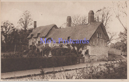 Warwickshire Postcard - Stratford-On-Avon. Anne Hathaway's Cottage  DC1700