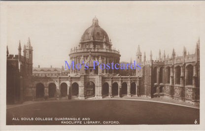 Oxfordshire Postcard - Oxford, All Souls College Quadrangle   DC1711