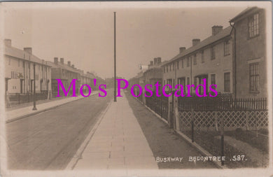 London Postcard - Bushway, Becontree, Dagenham  SW15320