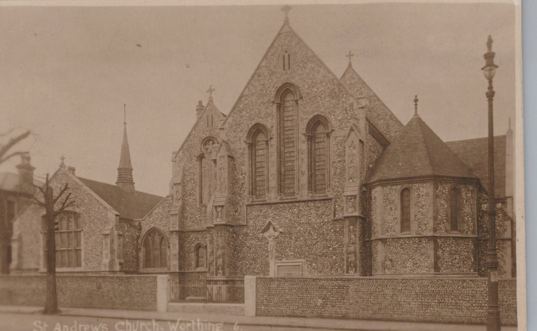 Sussex Postcard - St Andrew's Church, Worthing   SW19739