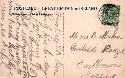Vintage postcard from Great Britain & Ireland with handwritten text and a stamp.
