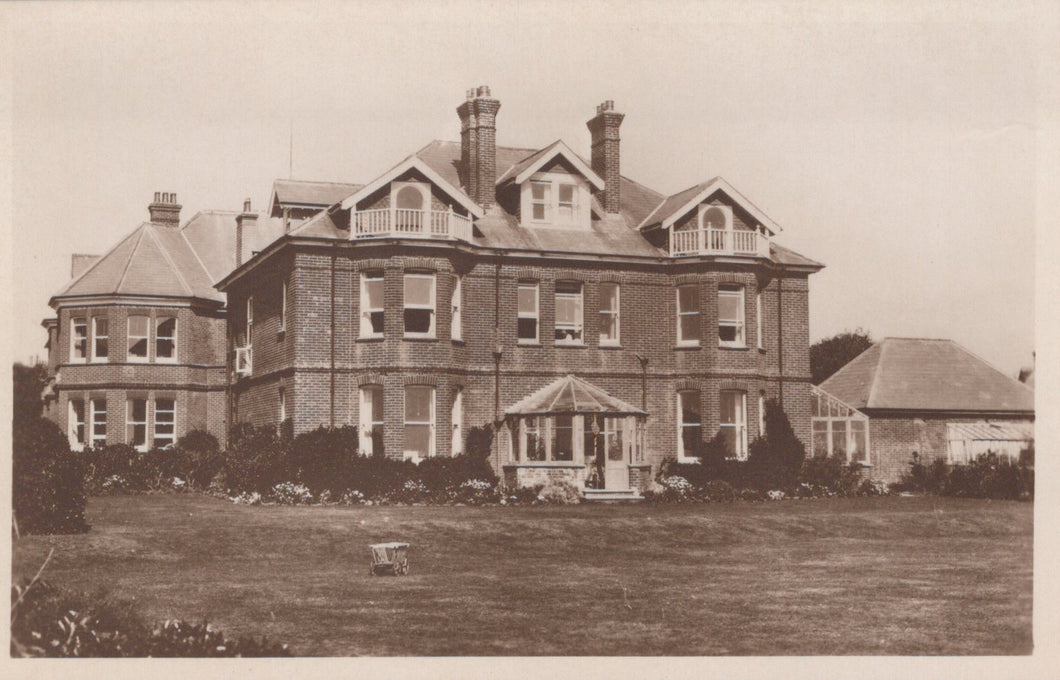 Large mansion with a garden in black and white