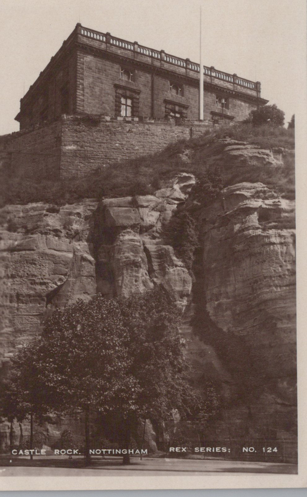 Nottinghamshire Postcard - Castle Rock, Nottingham  SW19784